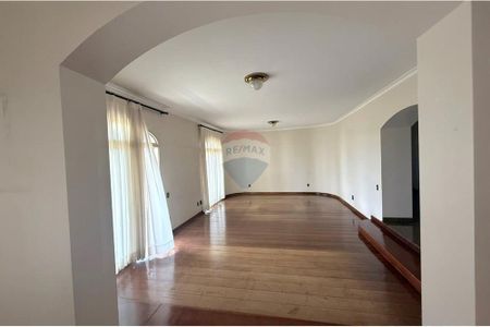 2_photo/94b9bef009.2b57347f83d48e3d-ATLAS-9c7e54bd-a504-4ba6-afd1-701b439ccfd5.jpg de apartamento para alugar com 4 quartos, 314m² em Centro, Ribeirão Preto