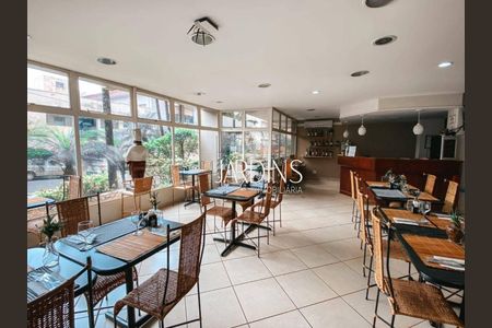 5_photo/94b9bef06d.3faa1895dd9a36aa-ATLAS-2aa6caed-b9a5-4f89-a9be-f4e716e8fc06.jpg de apartamento à venda com 1 quarto, 45m² em Centro, Ribeirão Preto