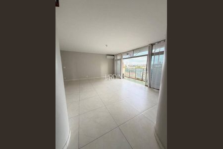 4_photo/94b9bef1ad.6b2453e70642c87c-ATLAS-06fda1b8-e7a8-4a47-a65b-5ab482442075.jpg de apartamento à venda com 5 quartos, 368m² em Centro, Ribeirão Preto