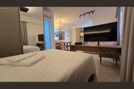 6_photo/94b9bef1bf.ceff8192393c33de-ATLAS-8a5c6c5b-2fde-4986-8da1-0fafdb5c9a9c.jpg de casa à venda com 1 quarto, 47m² em Centro, Ribeirão Preto