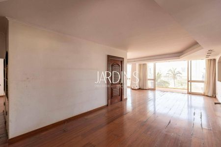 4_photo/94b9befa4b.f7fe6dbefd3a263e-ATLAS-dd226b5b-1ee2-41ee-a35e-b1a028f7d3a8.jpg de apartamento à venda com 4 quartos, 404m² em Centro, Ribeirão Preto