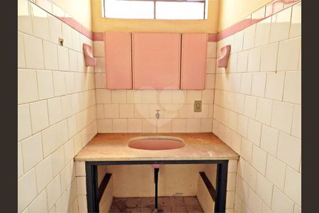 10_photo/94b9befa89.f0ecc906b832f777-ATLAS-4c2d8c0d-3bbb-4245-a5f5-eed3a33d56bb.jpg de casa à venda com 3 quartos, 189m² em Centro, Ribeirão Preto