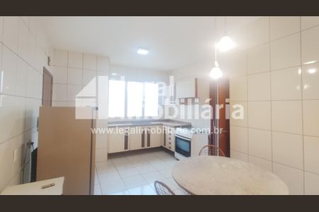 43_photo/94b9befab3.ce8cc74eeaa87803-ATLAS-a5f7c692-1e7c-4fec-95cd-1afd28151eb0.jpg de apartamento para alugar com 3 quartos, 140m² em Centro, Ribeirão Preto