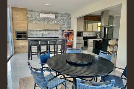 4_photo/94b9befc77.84d273d2e1abbbdc-ATLAS-2827966d-e047-4304-a449-4f98c072c577.jpg de casa à venda com 3 quartos, 279m² em Centro, Ribeirão Preto