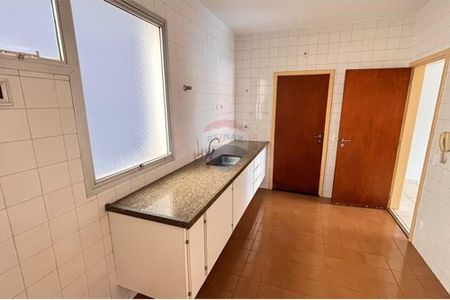 5_photo/94b9befcd3.b638bc529ff2c692-ATLAS-11d7046c-c00b-4fef-ad67-3bb67ce27be3.jpg de apartamento à venda com 3 quartos, 97m² em Centro, Ribeirão Preto