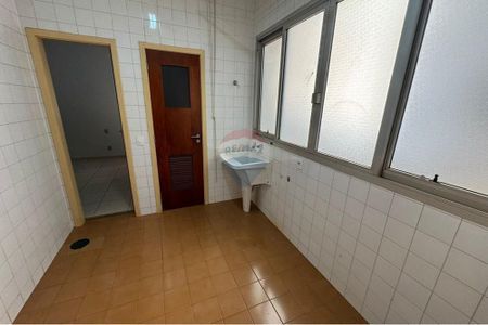 8_photo/94b9befcd3.b638bc529ff2c692-ATLAS-30e627d7-0ffa-4ba6-b7bc-1125a2c9fdbc.jpg de apartamento para alugar com 3 quartos, 97m² em Centro, Ribeirão Preto