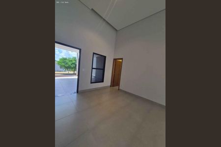 9_photo/94b9befd27.9f73e101bd22bb98-ATLAS-d2ed24a0-1922-4ea4-b420-931369fcc8a4.jpg de casa à venda com 3 quartos, 147m² em Centro, Ribeirão Preto