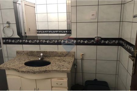 2_photo/94b9befdcd.48b3327475e5d0d0-ATLAS-0eac53f2-0955-4060-bb08-b7d5ad312dc7.jpg de casa à venda com 4 quartos, 214m² em Centro, Ribeirão Preto