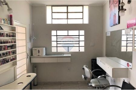 11_photo/94b9befdcd.48b3327475e5d0d0-ATLAS-4cb75f4a-c832-455e-9e4a-69eadb1aaec7.jpg de casa à venda com 4 quartos, 214m² em Centro, Ribeirão Preto