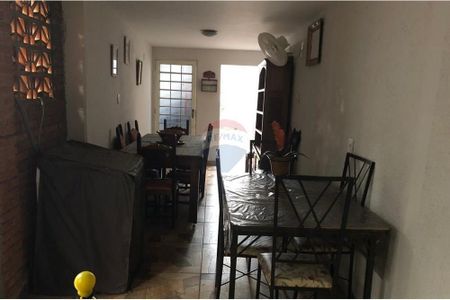 41_photo/94b9befdcd.48b3327475e5d0d0-ATLAS-b5f3af5c-790c-4a28-a8fa-b281d7c7fa1a.jpg de casa à venda com 4 quartos, 214m² em Centro, Ribeirão Preto