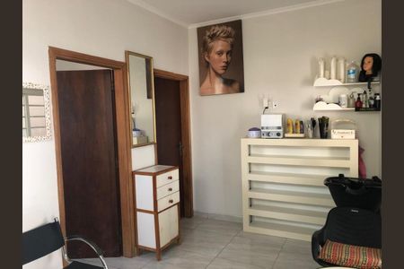 7_photo/94b9befdcd.e1cdcff0bb6ea4a7-ATLAS-128d01b0-61b2-4a7f-a14f-b2a08c179577.jpg de casa à venda com 4 quartos, 214m² em Centro, Ribeirão Preto