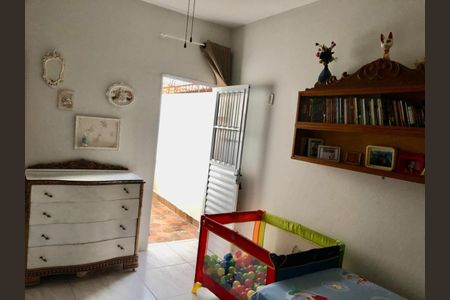 32_photo/94b9befdcd.e1cdcff0bb6ea4a7-ATLAS-e5167670-755a-48a6-a47a-a42cf8ee1993.jpg de casa à venda com 4 quartos, 214m² em Centro, Ribeirão Preto