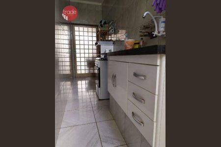 6_photo/94b9befe77.d43e070dbd246dc7-ATLAS-af43eed0-5d04-41af-9d0a-a93e4005eb2f.jpg de casa à venda com 3 quartos, 115m² em Centro, Ribeirão Preto