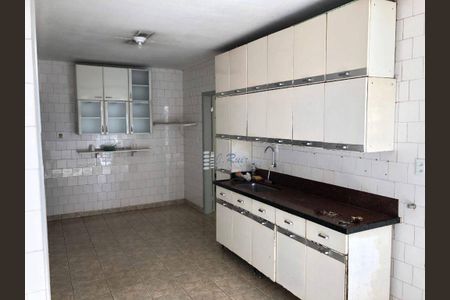 4_photo/94b9beffc5.cadf0cb480790de5-ATLAS-5d2cbccc-ed86-47c8-99cf-80fb38724d9f.jpg de casa à venda com 5 quartos, 295m² em Campos Elísios, Ribeirão Preto