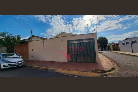 2_photo/94b9bf0045.ce30cd3f79d408a4-ATLAS-48e407c4-c8dc-4dc4-8ab1-2a6af78247df.jpg de casa à venda com 3 quartos, 114m² em Vila Tamandare, Ribeirão Preto