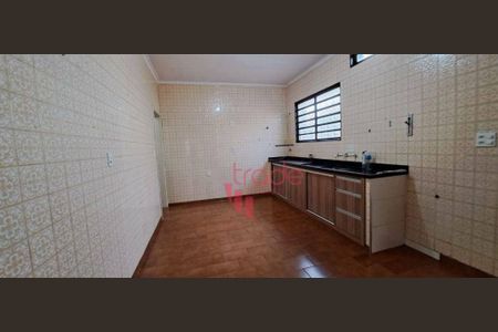 4_photo/94b9bf0045.ce30cd3f79d408a4-ATLAS-cab048ec-d0c5-4e6f-b6fc-5587bfd4428a.jpg de casa à venda com 3 quartos, 114m² em Vila Tamandare, Ribeirão Preto