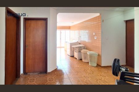12_photo/94b9bf00b5.90bd157ac56b2a06-ATLAS-cd7b6c4f-d19a-47ab-974f-ab3982326e1a.jpg de casa à venda com 4 quartos, 284m² em Campos Elísios, Ribeirão Preto