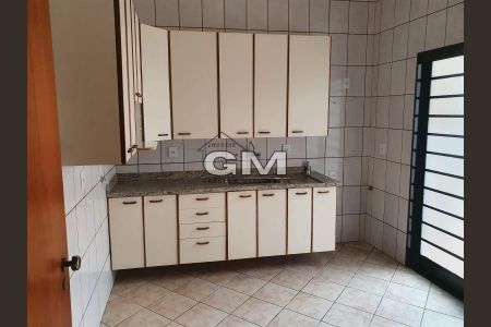 5_photo/94b9bf00bf.ceff8192393c33de-ATLAS-9df23887-e498-4a9d-810d-a17de7ac9c1a.jpg de casa à venda com 3 quartos, 94m² em Campos Elísios, Ribeirão Preto