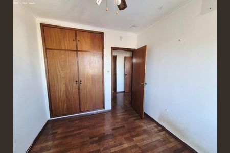 17_photo/94b9bf0281.ceff8192393c33de-ATLAS-8bd43d1a-8191-478a-bce1-e7b2c7aa4f9a.jpg de casa à venda com 3 quartos, 120m² em Centro, Ribeirão Preto