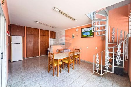 11_photo/94b9bf0611.98aa73114e05fd3e-ATLAS-a5b037d1-c83d-4e1c-b6b5-0f40848fa61a.jpg de casa à venda com 5 quartos, 282m² em Campos Elísios, Ribeirão Preto