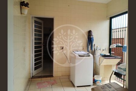 8_photo/94b9bf08ab.f348c8852f19f3bd-ATLAS-50da893c-7d18-4773-8f8d-64e595dfdf03.jpg de casa à venda com 3 quartos, 300m² em Vila Tamandare, Ribeirão Preto