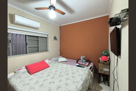 4_photo/94b9bf0949.e1d2c46bde3eb79c-ATLAS-5b2bb074-1063-4bfe-abe7-0e76cc87d846.jpg de casa à venda com 2 quartos, 110m² em Instituição Moura Lacerda, Ribeirão Preto