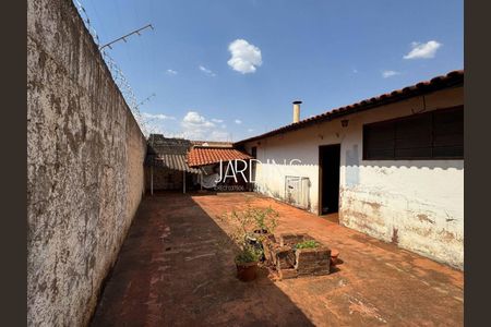 30_photo/94b9bf11bd.320d3f79ef1dd034-ATLAS-1157bde7-0dc0-48b2-80d8-5ad086e5750a.jpg de casa à venda com 4 quartos, 374m² em Jardim Paulistano, Ribeirão Preto