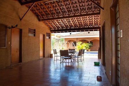 10_photo/94b9bf11bd.320d3f79ef1dd034-ATLAS-7a3016bd-b323-4ef2-b426-a610b73ccaa5.jpg de casa à venda com 4 quartos, 374m² em Jardim Paulistano, Ribeirão Preto