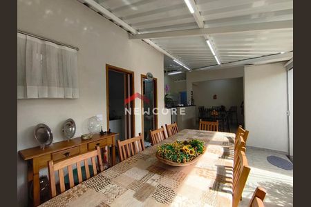 4_photo/94b9bf122f.b77e7a1178258964-ATLAS-8b79e8cf-a423-48f4-be65-a979498f631e.jpg de casa à venda com 3 quartos, 212m² em Jardim Paulistano, Ribeirão Preto