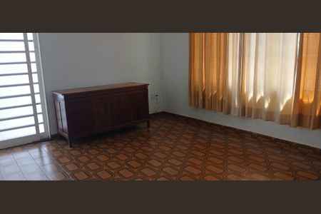 5_photo/94b9bf1337.ff50daf45f3da9da-ATLAS-cf3f78c3-0506-4e6b-b545-c3928fcd5920.jpg de casa à venda com 3 quartos, 207m² em Jardim Paulistano, Ribeirão Preto