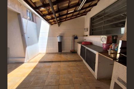 8_photo/94b9bf14f7.e17343cf5b702f60-ATLAS-4cbcc1f4-e601-4b43-86ba-6dd670bf1f09.jpg de casa à venda com 2 quartos, 114m² em Parque dos Bandeirantes, Ribeirão Preto