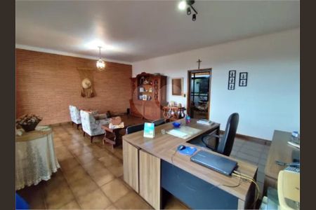 9_photo/94b9bf1525.bdaba250b0555819-ATLAS-8a9bf542-476f-446f-9e8e-2376a10fd3b8.jpg de casa à venda com 3 quartos, 223m² em Parque dos Bandeirantes, Ribeirão Preto