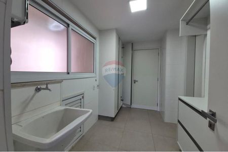 34_photo/94b9bf15bb.48faac5d4b90a348-ATLAS-96ccd0e3-c86a-415b-8203-b6fb81bf2e6e.jpg de apartamento para alugar com 4 quartos, 228m² em Subsetor Leste - 2 (L-2), Ribeirão Preto