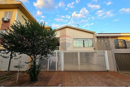 2_photo/94b9bf1899.f1ebba836060b494-ATLAS-b2e238e2-31e7-4a2a-b97a-6488f39e067d.jpg de casa à venda com 4 quartos, 211m² em Jardim Macedo, Ribeirão Preto