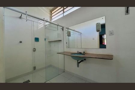 10_photo/94b9bf1929.439d9547d09156f2-ATLAS-3ac01352-d032-4cf9-a0e7-0cc424e2273f.jpg de casa à venda com 3 quartos, 223m² em Jardim Macedo, Ribeirão Preto