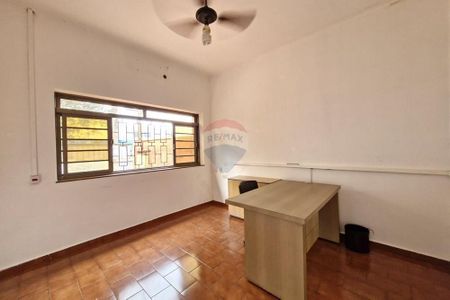 4_photo/94b9bf1b65.18e6ac91b37a8e88-ATLAS-49c61278-0d17-4968-a874-7d5a7e65e004.jpg de casa à venda com 3 quartos, 144m² em Jardim Paulista, Ribeirão Preto
