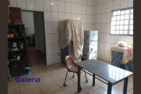 11_photo/94b9bf1d8d.8c2ca795ebaebe51-ATLAS-44263430-537d-43fc-aeb6-a434f2cc42d7.jpg de casa para alugar com 4 quartos, 150m² em Centro, Ribeirão Preto