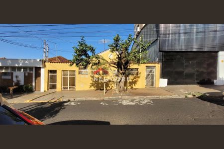 7_photo/94b9bf1e0d.64be89600eea995d-ATLAS-3bff7e4a-58d3-4012-b66d-e99aa90a51ea.jpg de casa à venda com 3 quartos, 300m² em Vila Seixas, Ribeirão Preto