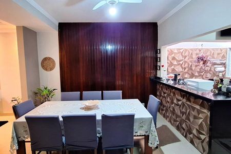 10_photo/94b9bf1ecd.2f565d1ef3104374-ATLAS-6200696d-ed1c-4113-b07d-28cffbe38e7b.jpg de casa à venda com 3 quartos, 239m² em Jardim Macedo, Ribeirão Preto