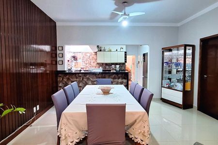 10_photo/94b9bf1ecd.2f565d1ef3104374-ATLAS-c0deab03-d64a-4e11-82e4-ddccbff2bd76.jpg de casa à venda com 3 quartos, 239m² em Jardim Macedo, Ribeirão Preto