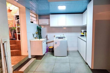 33_photo/94b9bf1ecd.2f565d1ef3104374-ATLAS-daa38c7c-24dd-4cfe-8ec3-37800f2bc7f2.jpg de casa à venda com 3 quartos, 239m² em Jardim Macedo, Ribeirão Preto