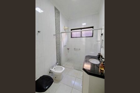 2_photo/94b9bf1f4d.59b9fa3339c8dcb8-ATLAS-1179bd91-d83c-4bf4-8597-0b789f5c87eb.jpg de casa à venda com 3 quartos, 218m² em Jardim Macedo, Ribeirão Preto