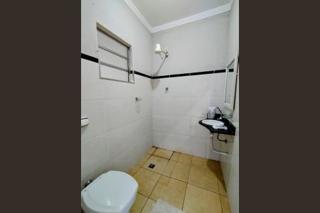 5_photo/94b9bf1f4d.59b9fa3339c8dcb8-ATLAS-1d28d321-2c55-47c1-8513-1abd552a7174.jpg de casa à venda com 3 quartos, 218m² em Jardim Macedo, Ribeirão Preto