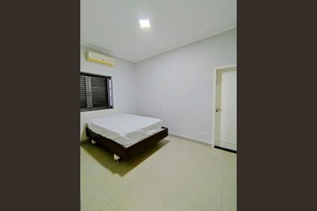 8_photo/94b9bf1f4d.59b9fa3339c8dcb8-ATLAS-47ab9f2c-c9e4-457c-a599-811f14a5d5d6.jpg de casa à venda com 3 quartos, 218m² em Jardim Macedo, Ribeirão Preto