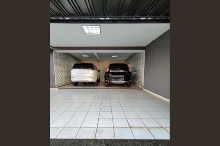 9_photo/94b9bf1f4d.59b9fa3339c8dcb8-ATLAS-6b54bfd3-0ab8-4f25-9898-d5bcf7e11aca.jpg de casa à venda com 3 quartos, 218m² em Jardim Macedo, Ribeirão Preto