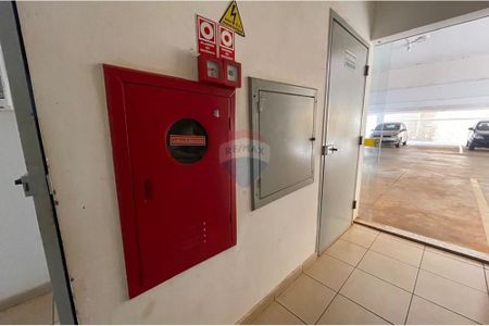 33_photo/94b9bf1fc3.f00023bb9500b18e-ATLAS-a9a5c7b8-00d6-4f97-a4db-5c72f54f84e2.jpg de apartamento à venda com 2 quartos, 80m² em Vila Seixas, Ribeirão Preto