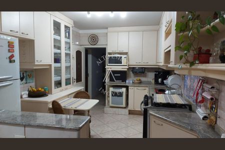 6_photo/94b9bf1ff7.5a50bf280e3a56dc-ATLAS-fe43a5f9-cedd-45d0-a0db-a030ccc6b38d.jpg de apartamento à venda com 3 quartos, 133m² em Vila Seixas, Ribeirão Preto