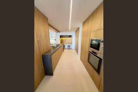 8_photo/94b9bf202f.4e1a6e6486a440d9-ATLAS-352ee650-052f-46fc-bd02-75e1ca8c3596.jpg de apartamento à venda com 4 quartos, 206m² em Vila Seixas, Ribeirão Preto