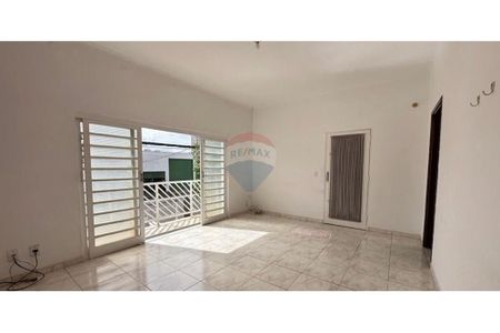 25_photo/94b9bf20dd.6e53403f950fb4ab-ATLAS-9a4447cb-37f5-4353-9d0e-2eb691bd0d8d.jpg de casa à venda com 3 quartos, 174m² em Jardim Sao Luiz, Ribeirão Preto