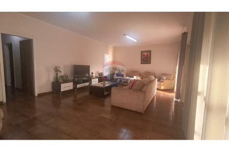 18_photo/94b9bf2249.3913879a8cf012ea-ATLAS-ac8b2a40-3308-483c-b78a-d89a4d57eea1.jpg de casa à venda com 3 quartos, 229m² em Jardim Macedo, Ribeirão Preto